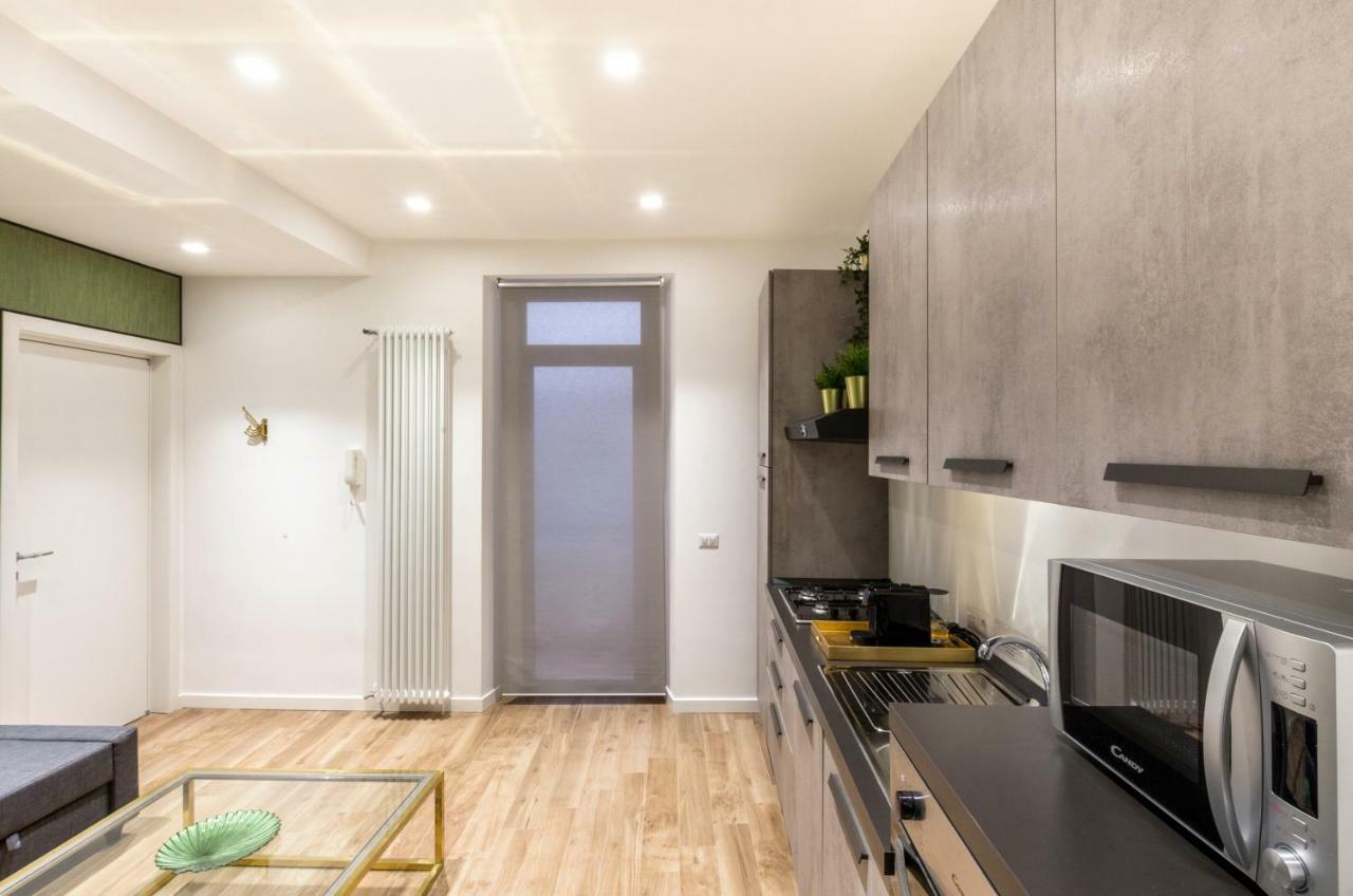 Lovely Rome Apartments - Historic City Center Zewnętrze zdjęcie