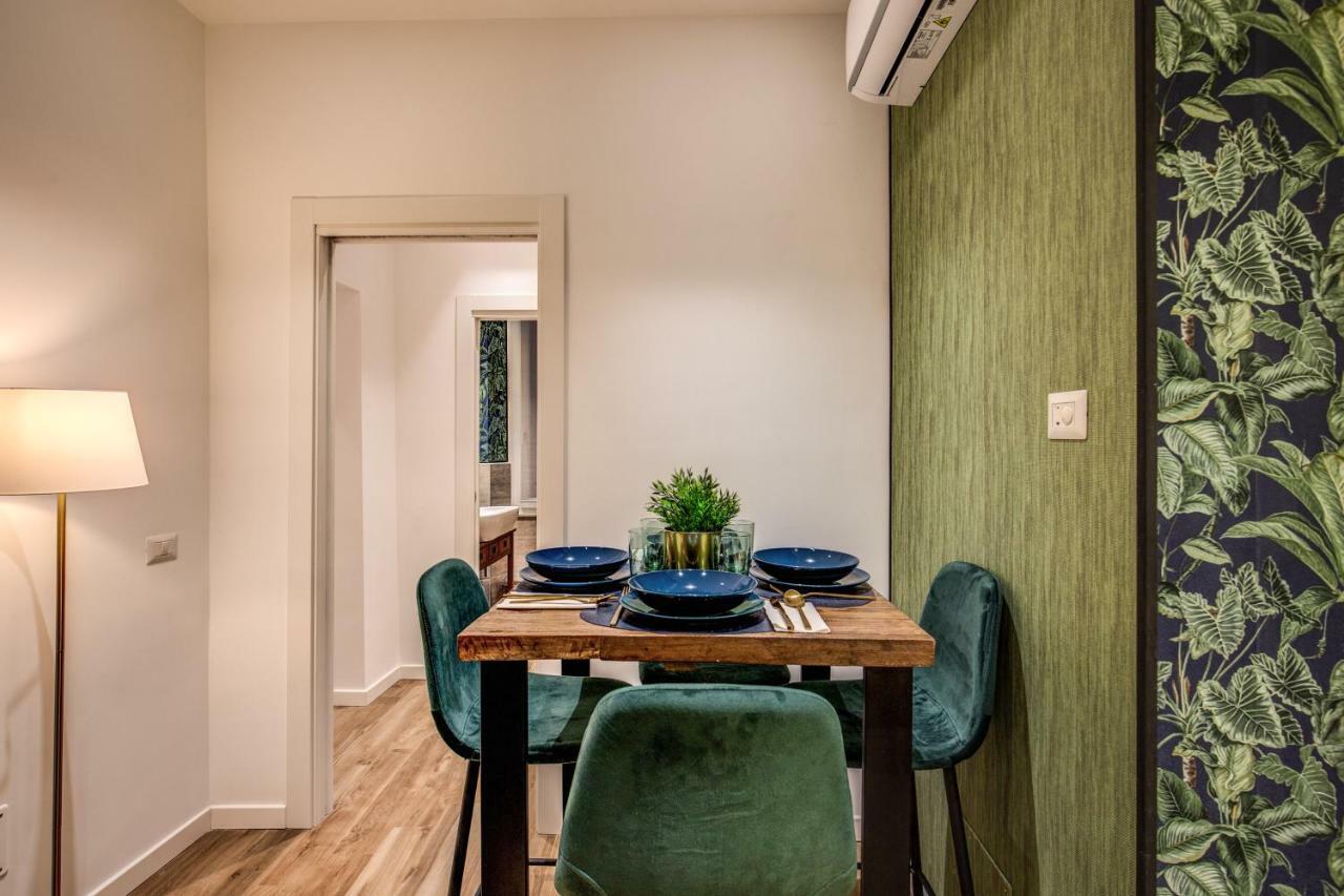 Lovely Rome Apartments - Historic City Center Zewnętrze zdjęcie